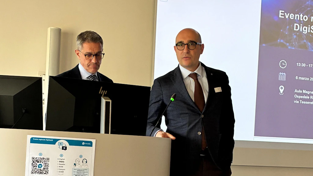 Von rechts nach links: Emanuele Dati, Direktor des Regionalspitals Lugano, und Carlos Garcia, stellvertretender Leiter des EDT-Bereichs, Begrüssung